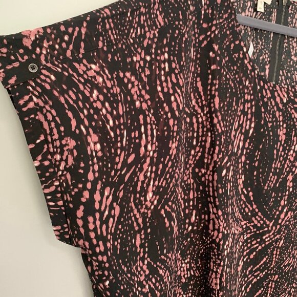 NEW Maurices short sleeve flowy lightweight back zipper detail pullover blouse - Picture 5 of 11